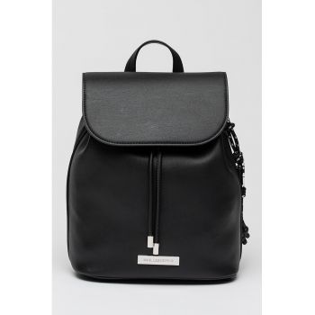 Rucsac cu clapa si bareta ajustabila - Negru