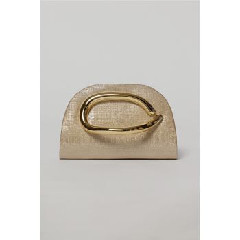 Geanta aurie cu design modern stralucitor si maner metalic