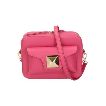 Geanta din piele cu bareta de umar si aplicatie metalica 24879 - Fucsia