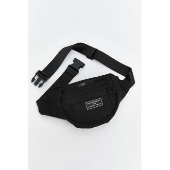 Borseta cu model text - Negru