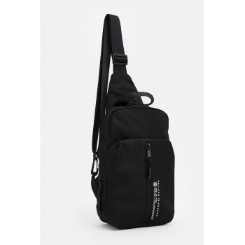Geanta crossbody cu model text - Negru