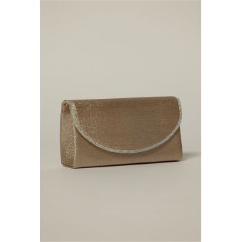 Clutch roze elegant cu clapeta curbata decorata cu strasuri