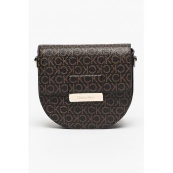 Geanta crossbody de piele ecologica cu imprimeu logo - Maro inchis