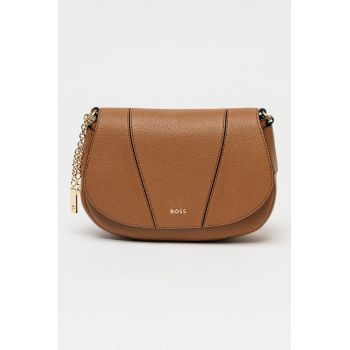 Geanta crossbody din piele ecologica cu clapa si detaliu cu lant Salley - Maro