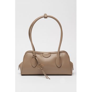 Geanta de piele ecologica cu maner si accesoriu - Maro taupe
