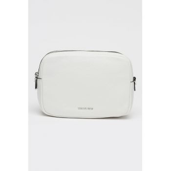 Geanta crossbody din piele cu doua compartimente si barete - Alb