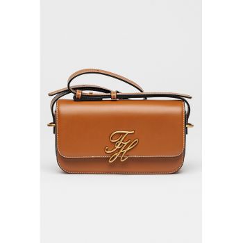 Geanta crossbody de piele cu logo metalic - Maro Siena