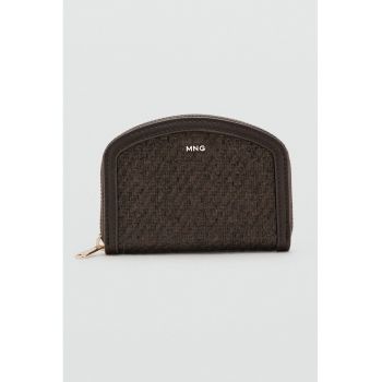 Portofel cu insertii din material textil si fermoar - Maro